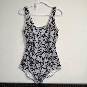 Lands’ End Women’s One‎ Piece Swimsuit 16 Black White Floral Print Tummy Control